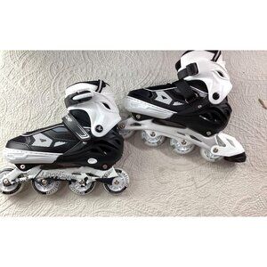 Adjustable Black & White Inline Skates* 70mm Wheels By Lewtemp*NWOB*Size 6-8.5
